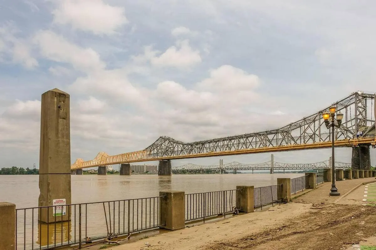Modern Nulu 2Br Cozysuites Unit 03 Louisville