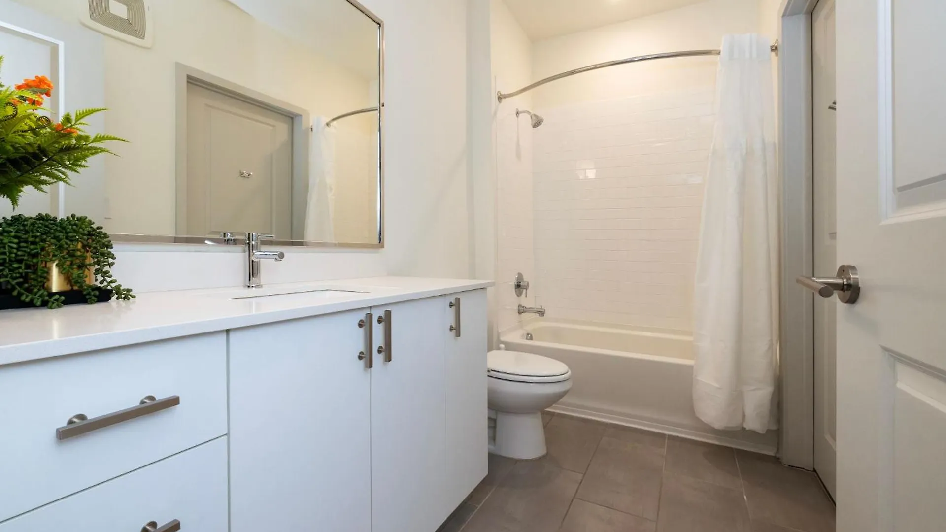 Appartement Modern Nulu 2Br Cozysuites Unit 03 Louisville